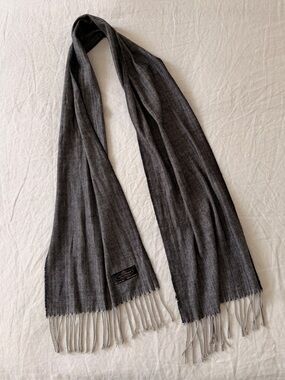 Cashmere Men's Gray Herringbone Fringed Scarf